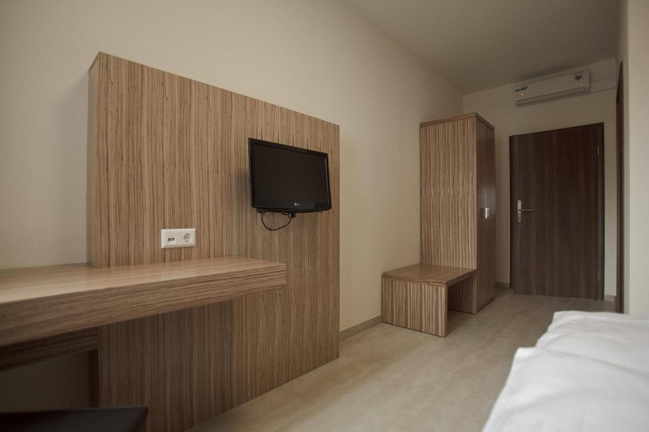 Hotel Maxis - Digitaler Self-Check-In - كارلسباد الغرفة الصورة